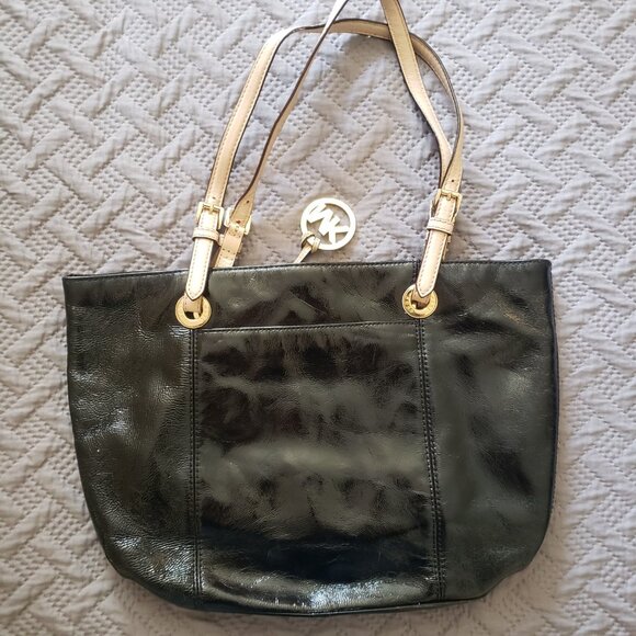 Michael Kors Black Shiny Leather Purse - Picture 9 of 9